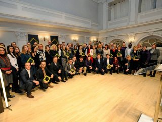 National Geographic Award - YELLOW FRAMEWORK